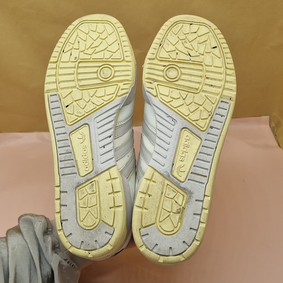 아디다스 라이벌리 로우86 운동화 245 상품이미지3