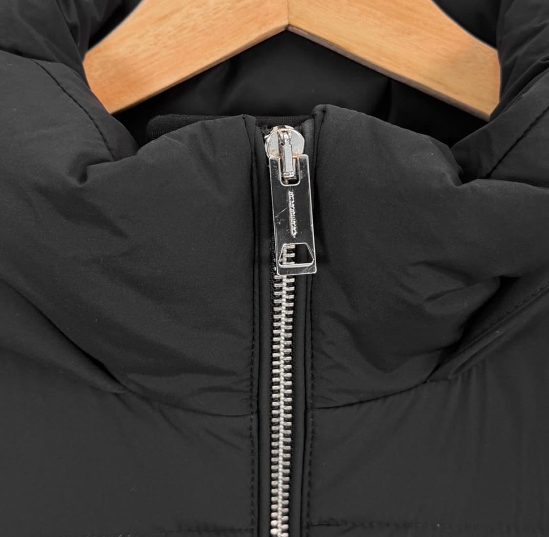 [S] 버버리 여성 12주년 뉴브릿지 후드 롱 다운 패딩 코트 블랙 상품이미지3