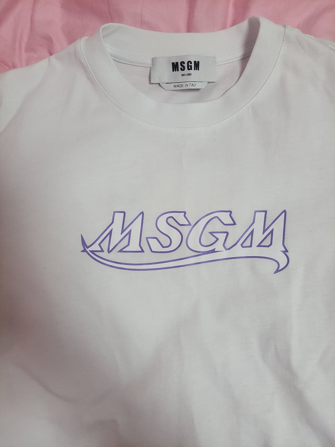 정품)급처잠깐한번입음!MSGM 바이올렛로고 반팔 면티셔츠 꼼데가르송st 상품이미지2