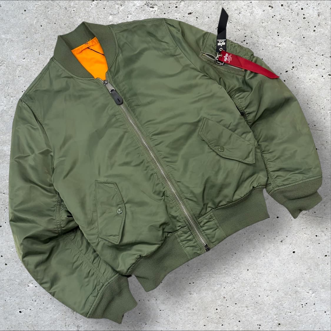 [L] 알파인더스트리 MA-1 마원 슬림핏 봄버 자켓 그린 D193 상품이미지1