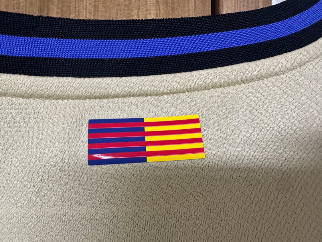 (새상품) 25/26 바르셀로나X코비 어웨이 L 유니폼 상품이미지7