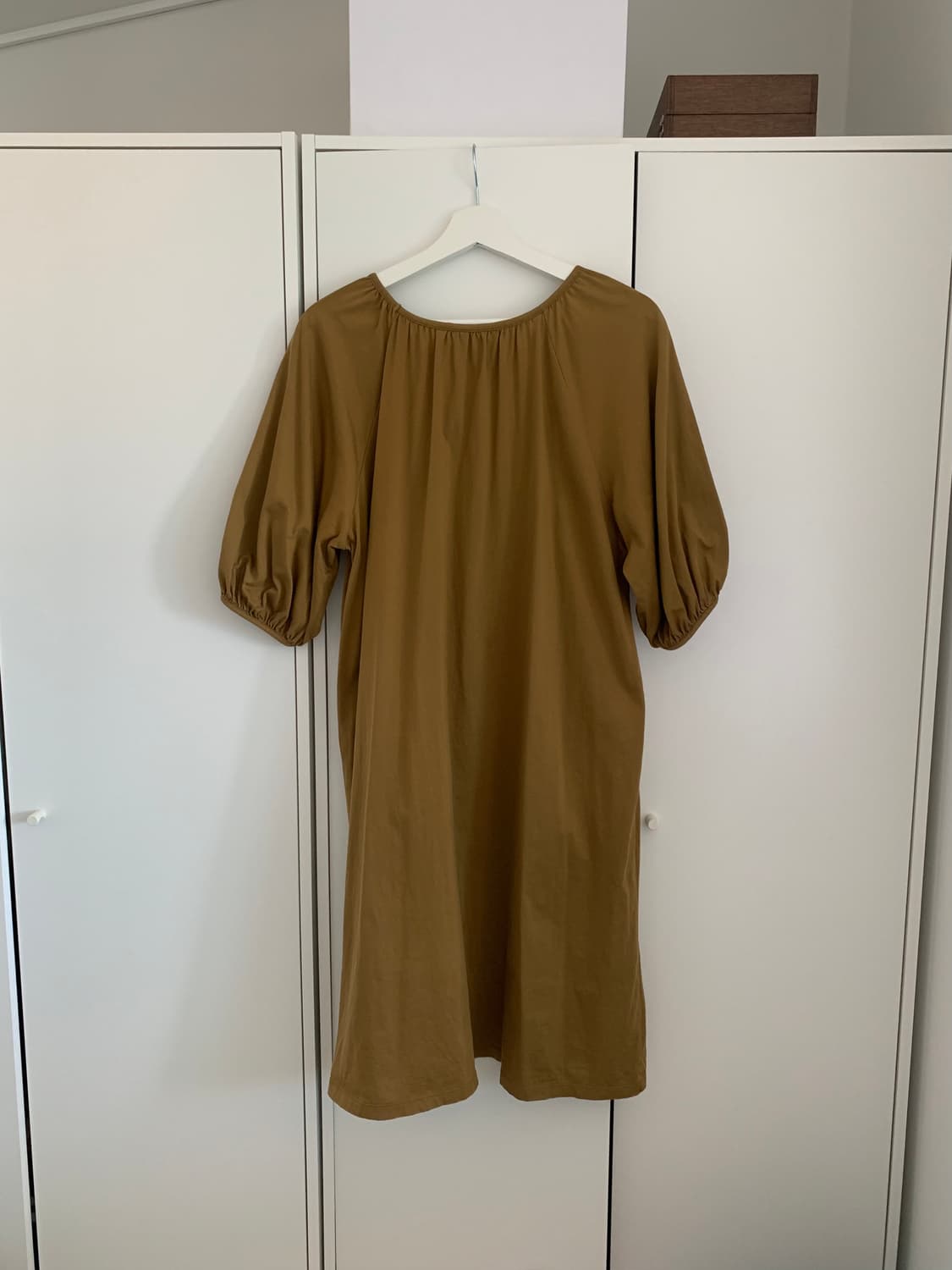 UNIQLO 샌드 퍼프 원피스 상품이미지6