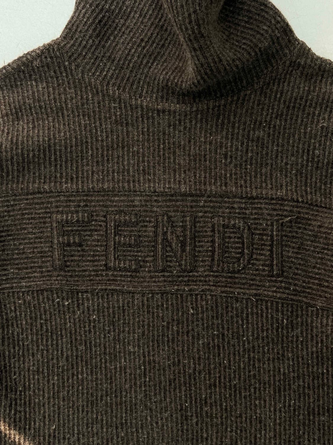 90s 펜디 모크넥 로고 니트 상품이미지4