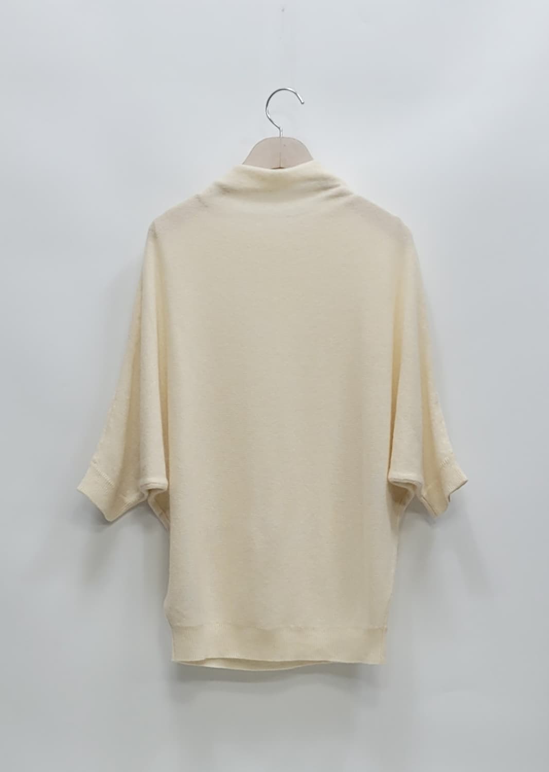 캐시미어 100% 무지 가오리 오버핏 니트 / 여 FREE 아이보리
 상품이미지2