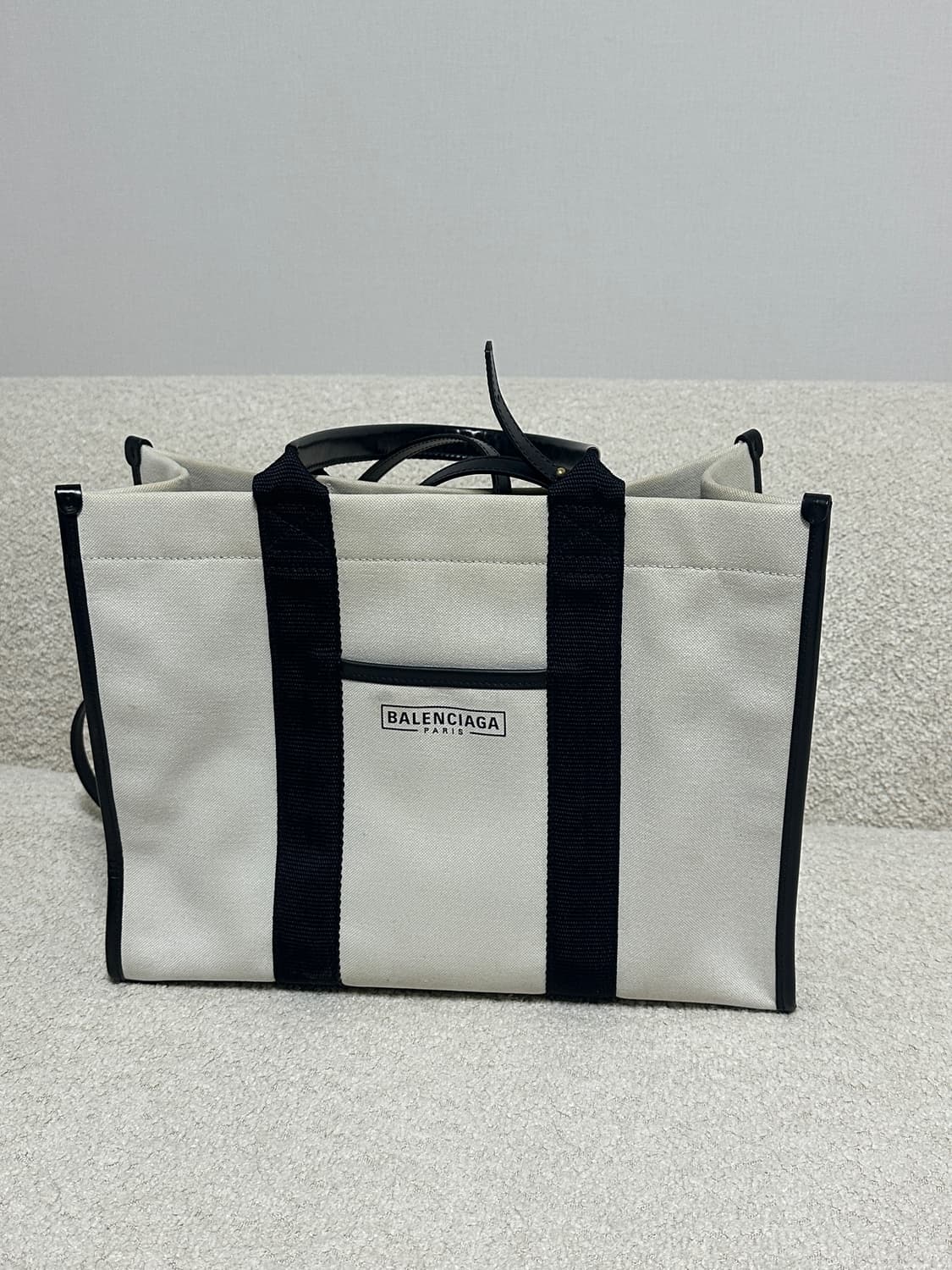 발렌시아가 캔버스 토트백 라지사이즈 판매합니다 상품이미지1