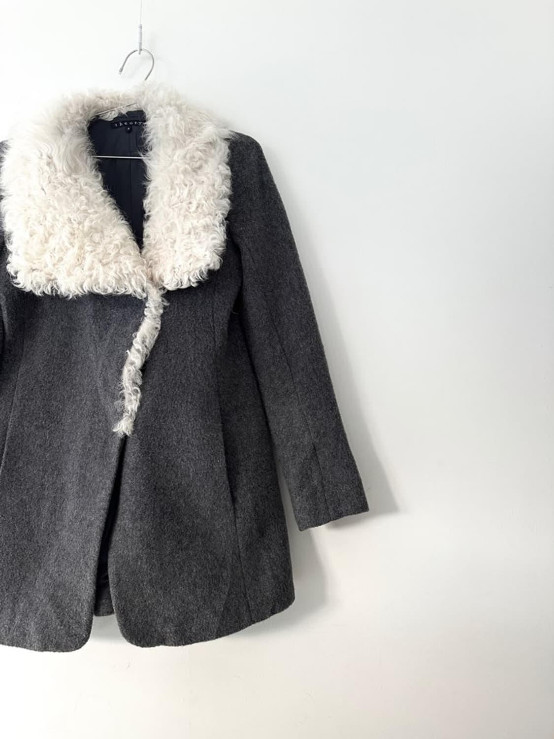 THEORY curly fur cashmear coat / grey 상품이미지2