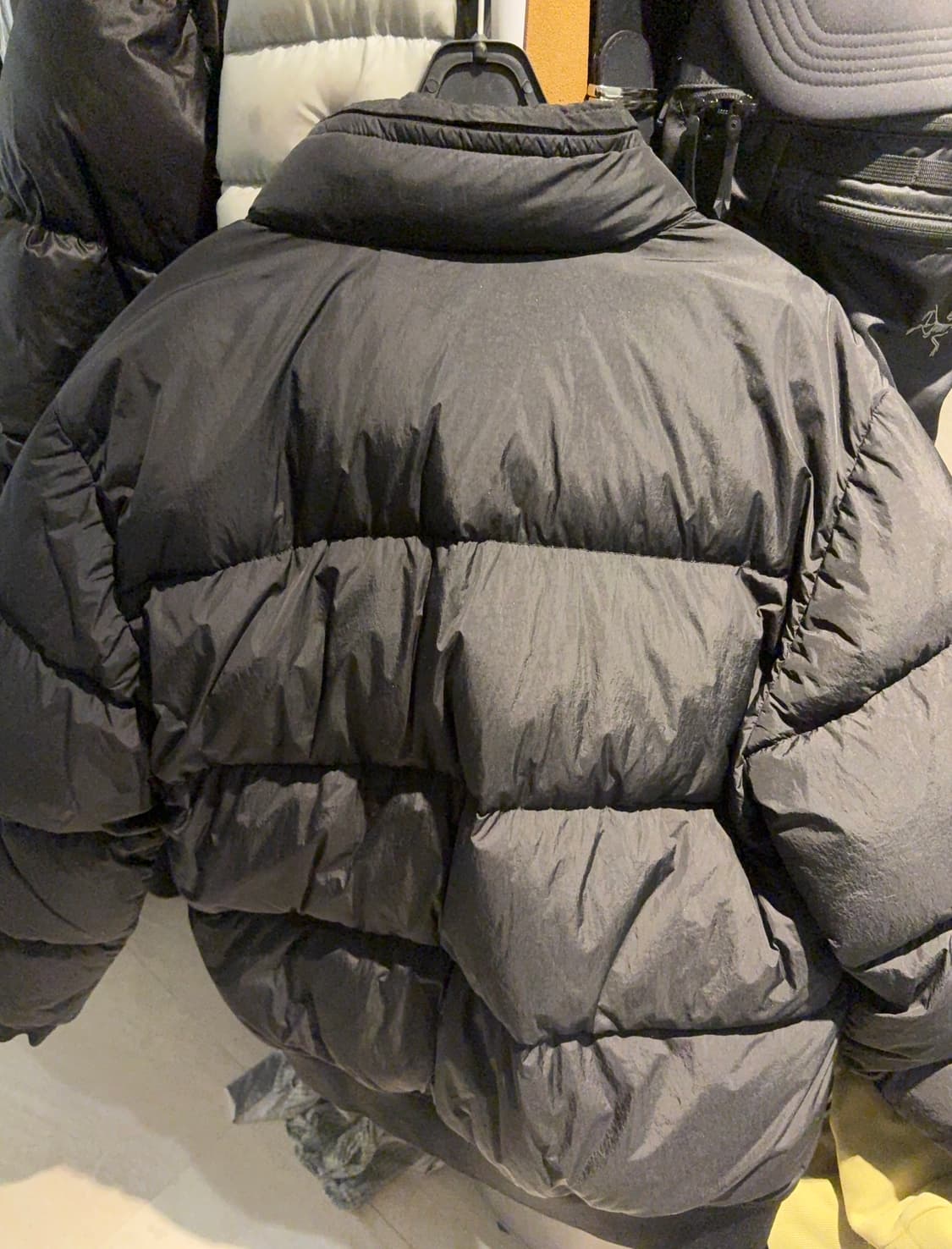 우원재 스톤 패딩 상품이미지9