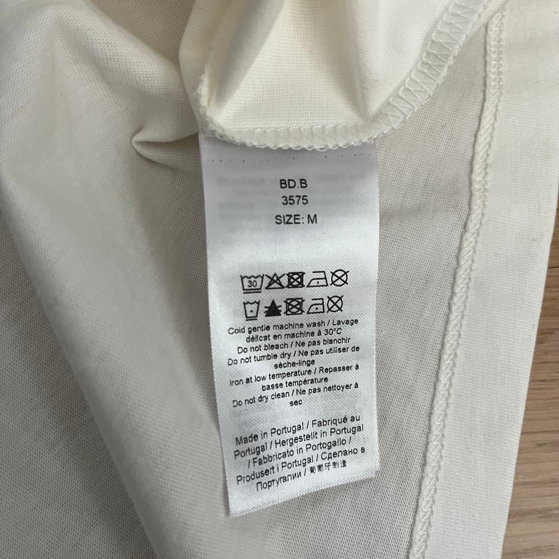 (새상품) 반팔티 상품이미지4