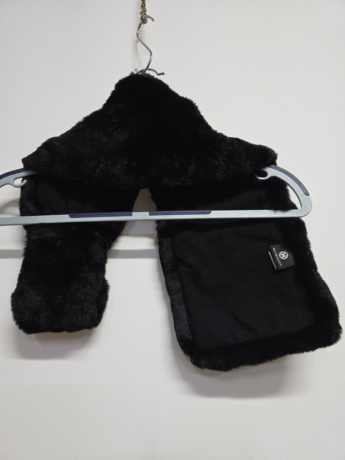 메트로시티 블랙 렉스 털 목도리 머플러 상품이미지7