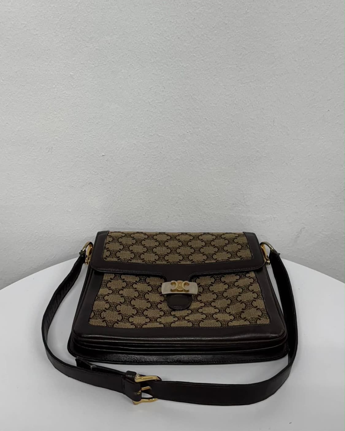 셀린느 빈티지 트리오페 마카담 숄더 토트백 상품이미지5