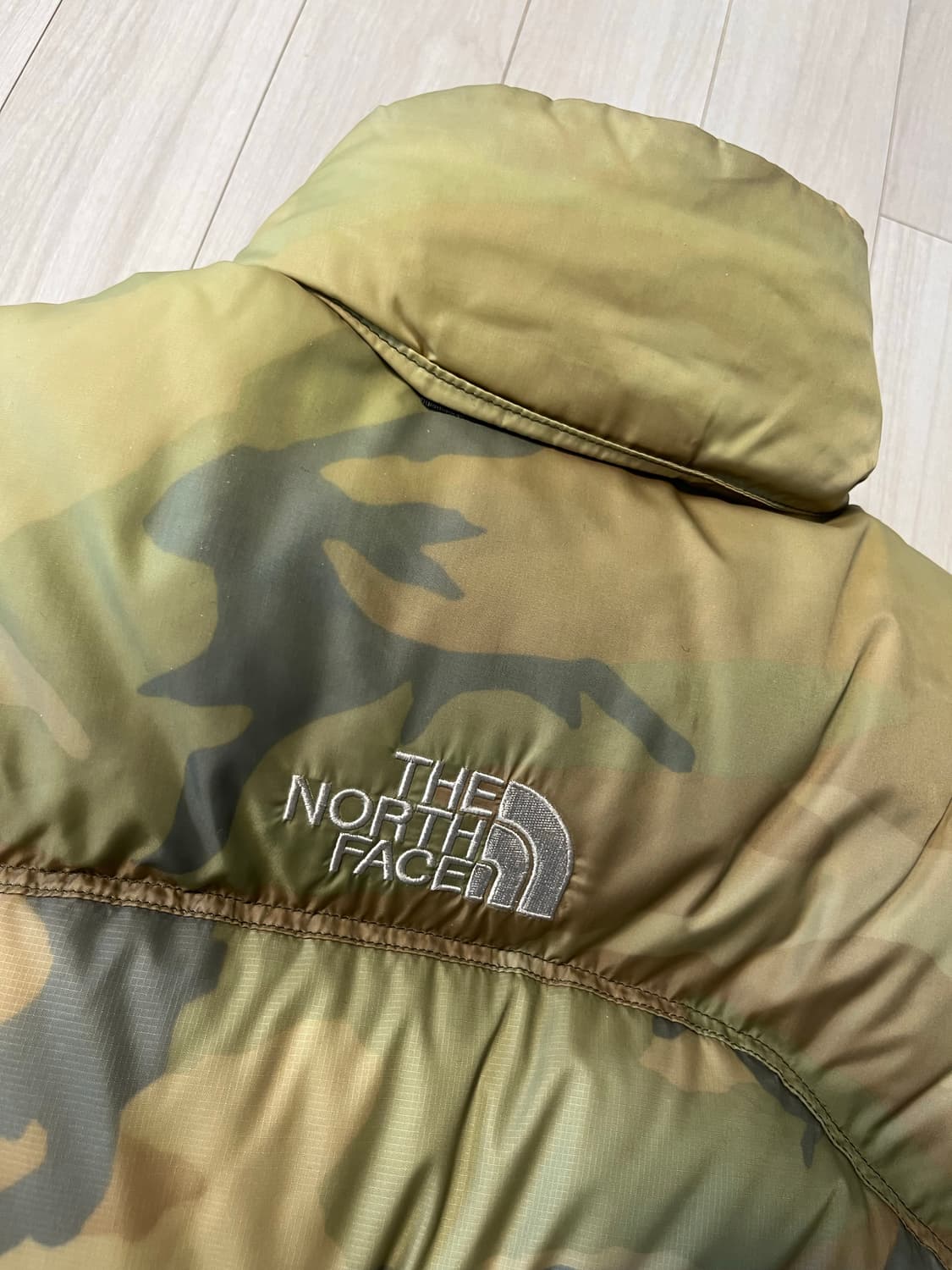 노스페이스 카모 700 눕시패딩 상품이미지3