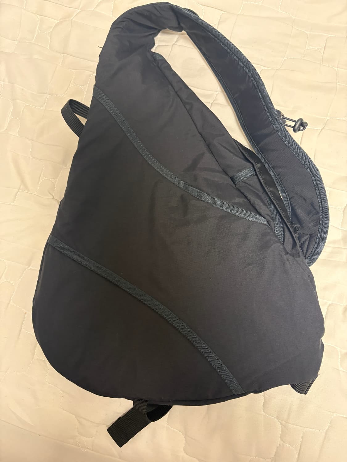 산산기어 슬링백 블랙 23FW 상품이미지3