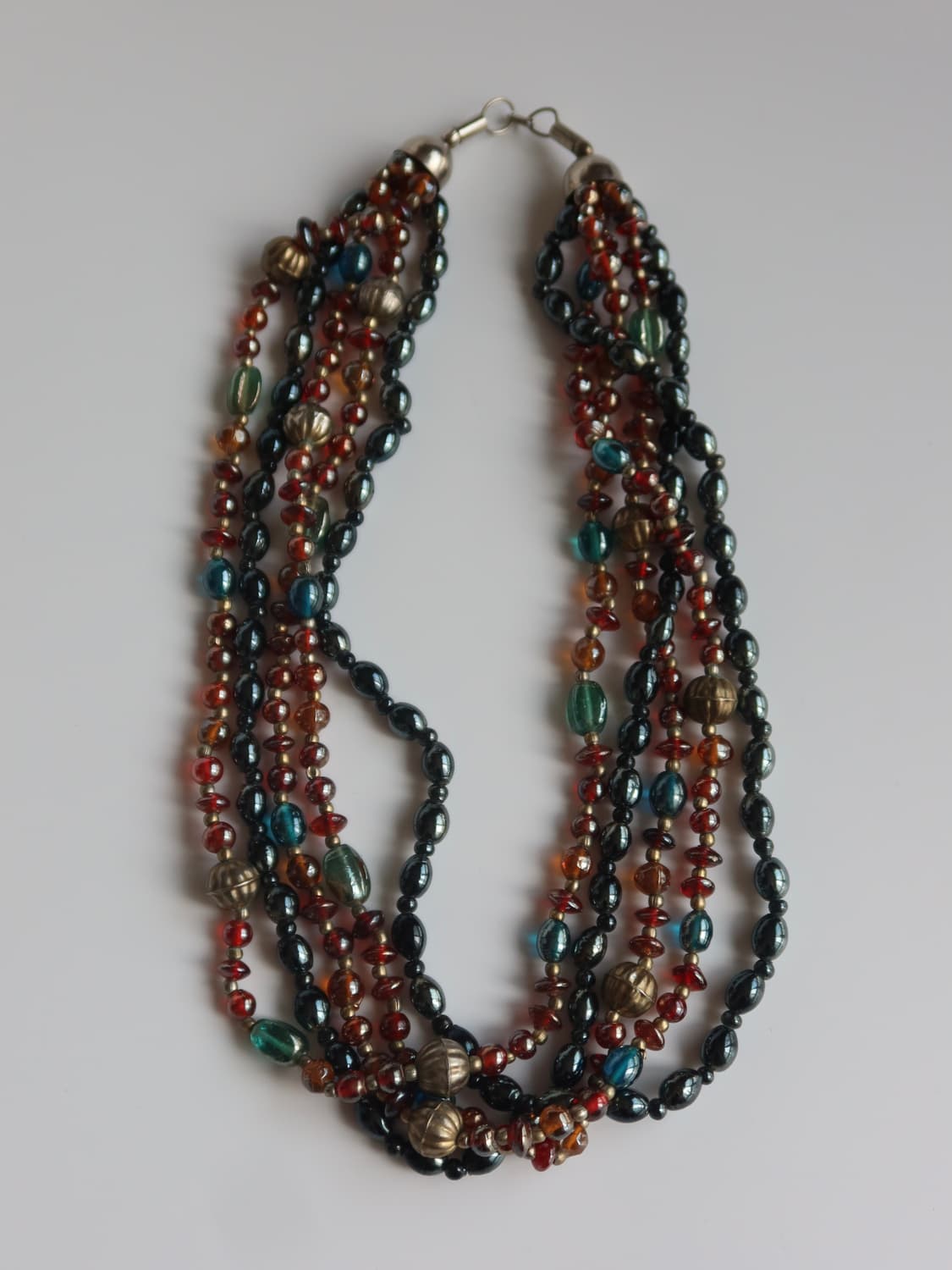 multi-strand metallic bead necklace 상품이미지4
