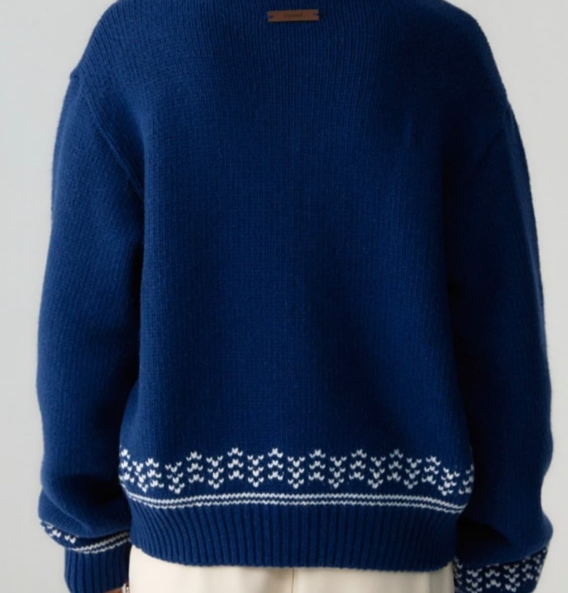 드파운드 헤비 자카드 니트 집업 코위찬 (카리나 착용) 상품이미지4