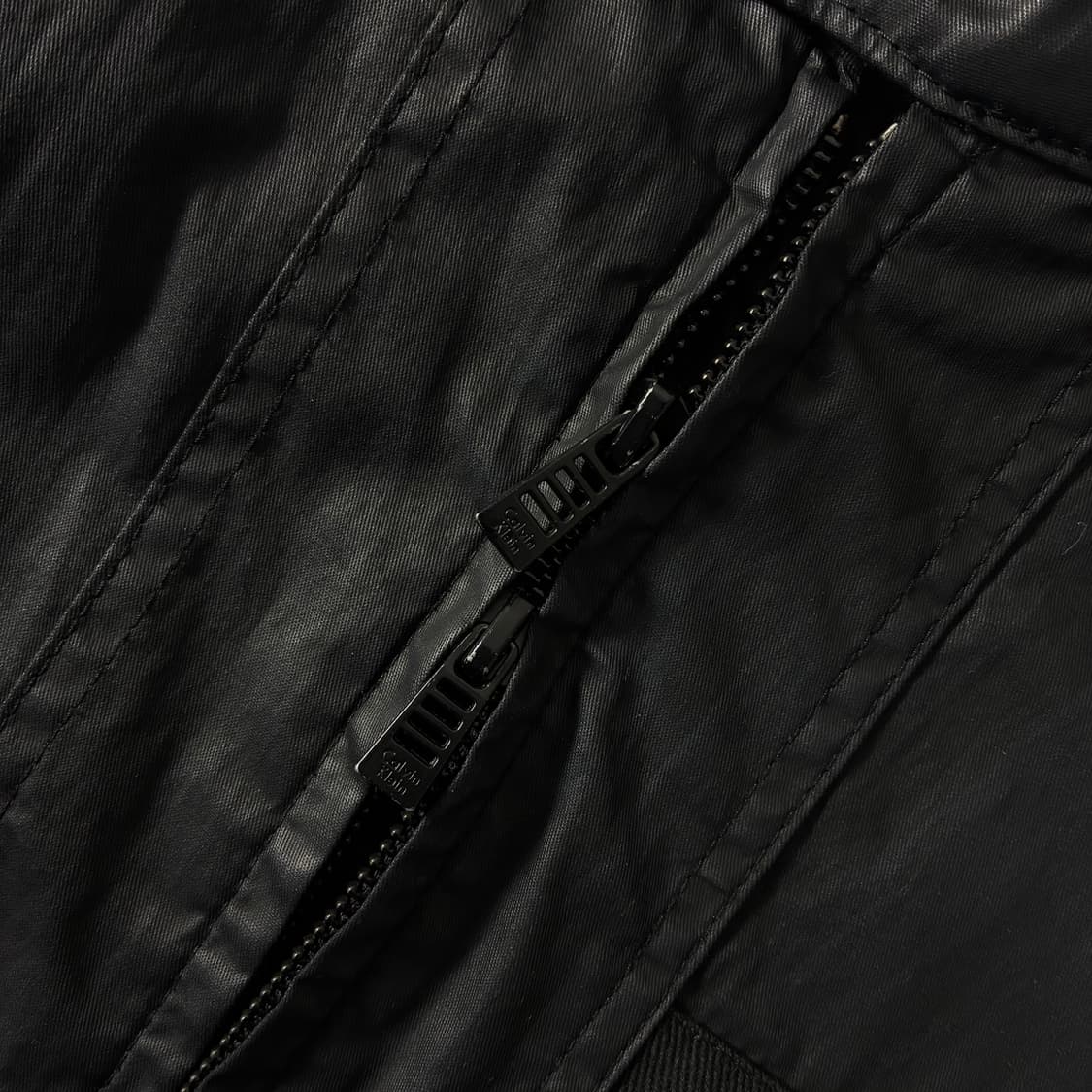 Calvin Klein  캘빈클라인 글로시 윈드브레이크 바이커 자켓  상품이미지4