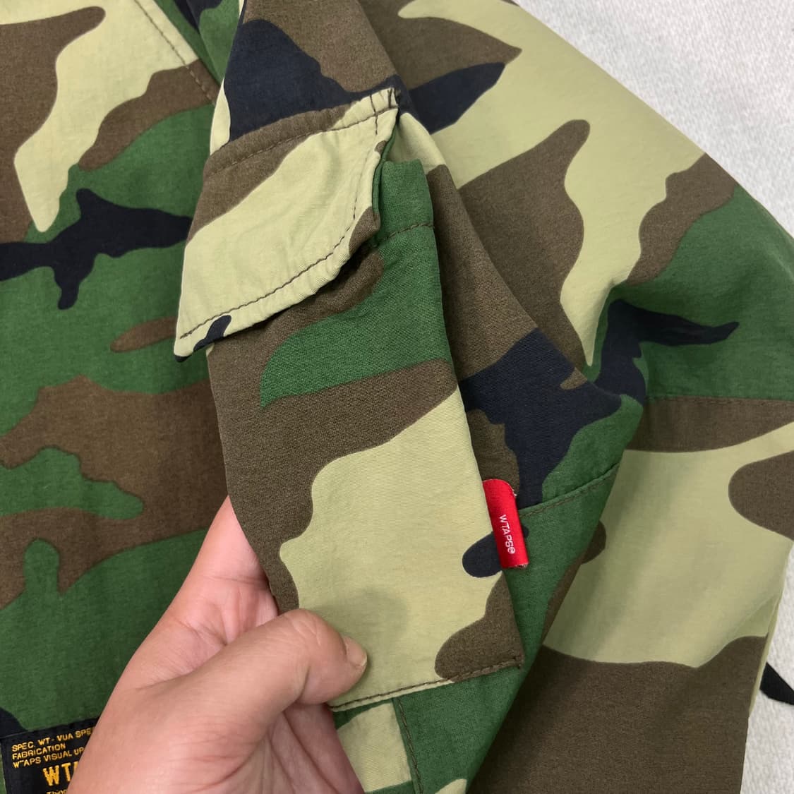 100 더블탭스 15FW 카모 후드 자켓 상품이미지6