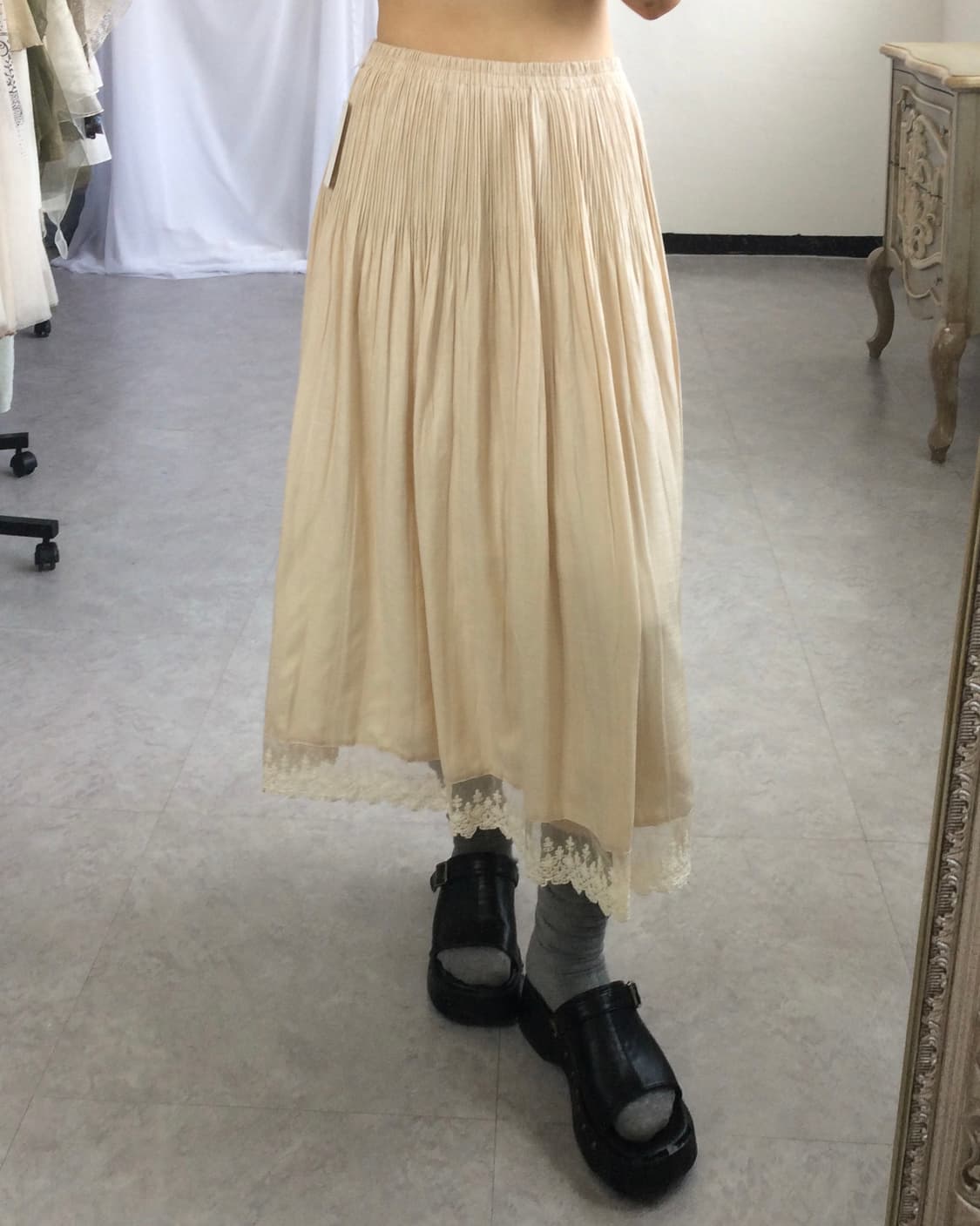 Lace point pleats long skirt 상품이미지8