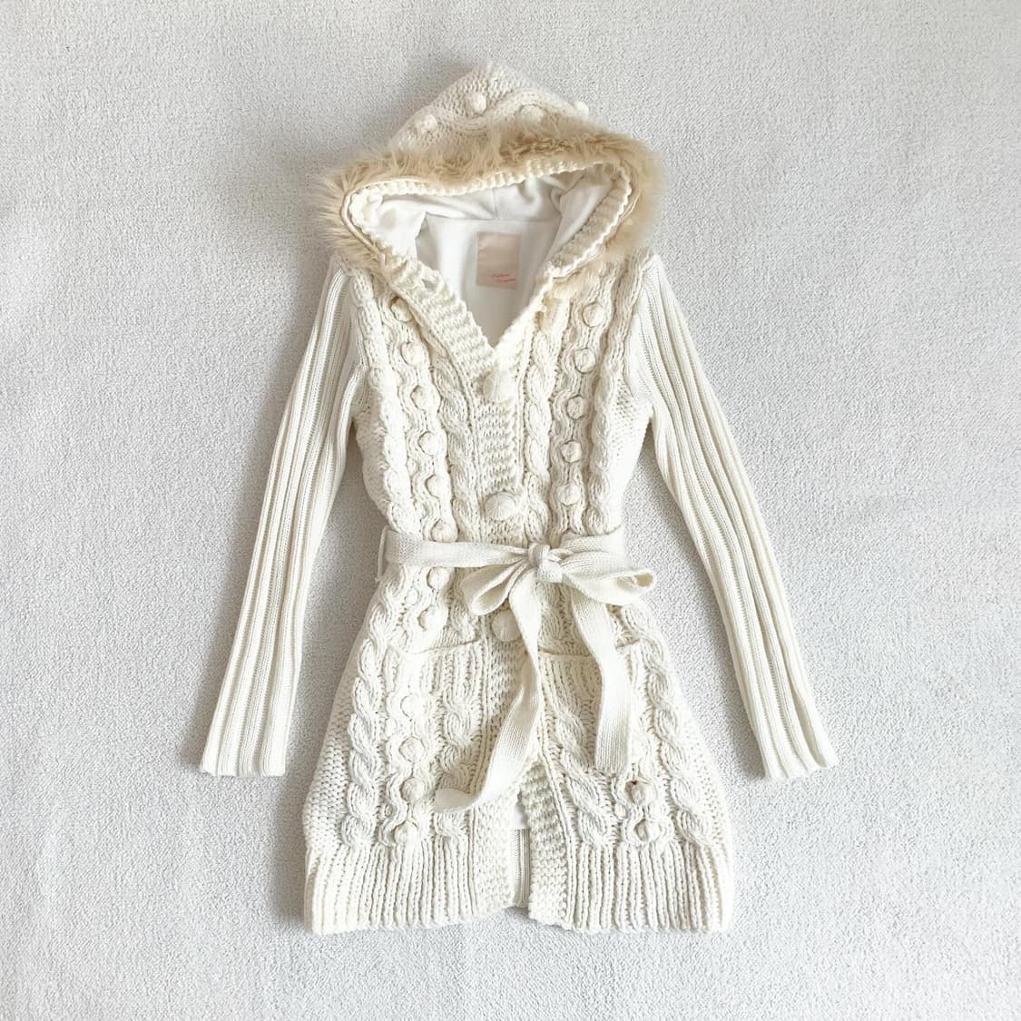 모리걸 크림아이보리 니트 후드 원피스 상품이미지1