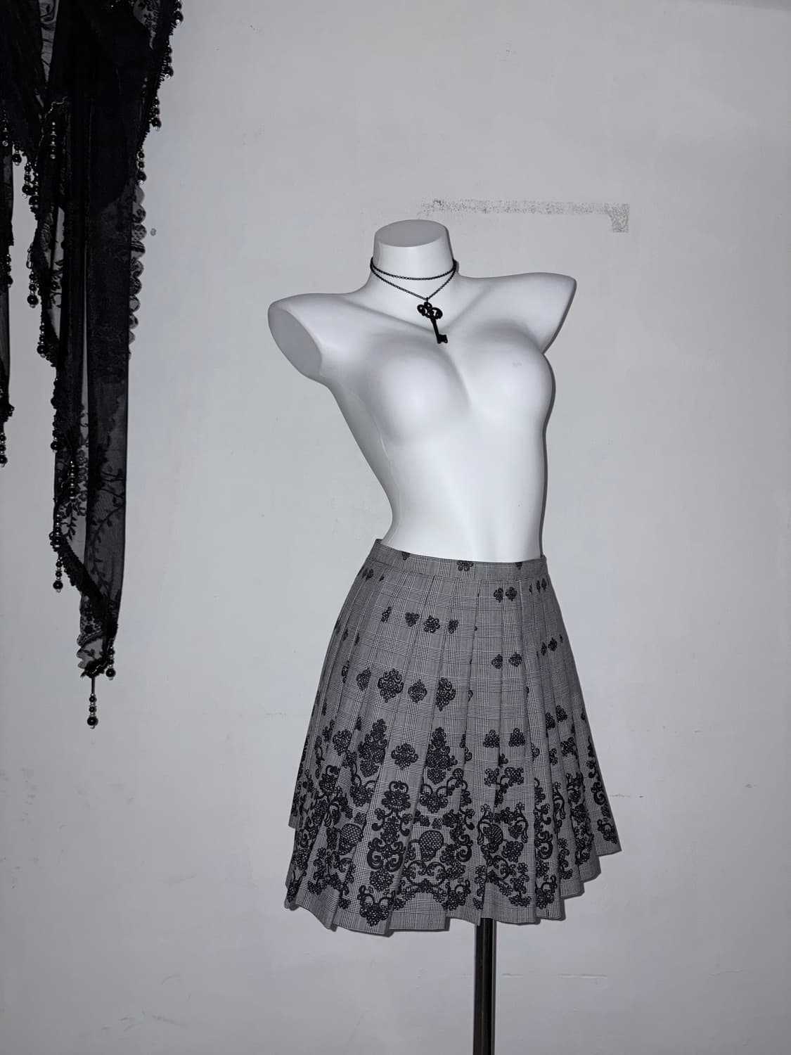 해골 & 고딕 문양 플리츠 스커트💀 고스 펑크 공겜여주  상품이미지2