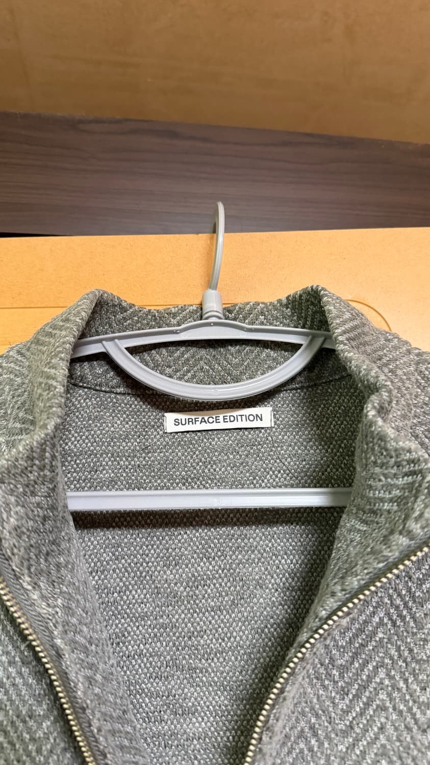 서피스에디션 HERRINGBONE JACQUARD ZIP UP_GRAY  상품이미지4
