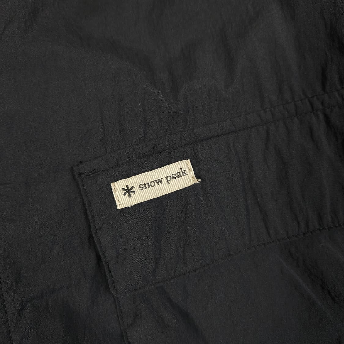 스노우피크 나일론 바람막이 블랙 상품이미지3