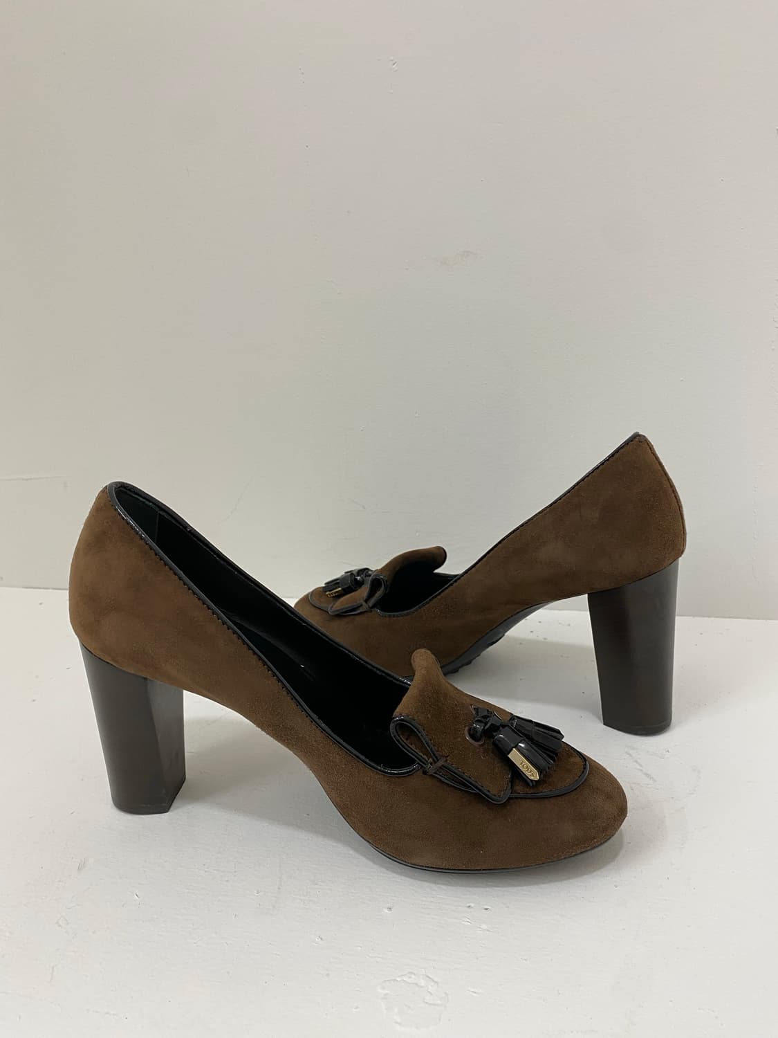 TOD’S 브라운 스웨이드 펌프스 상품이미지5