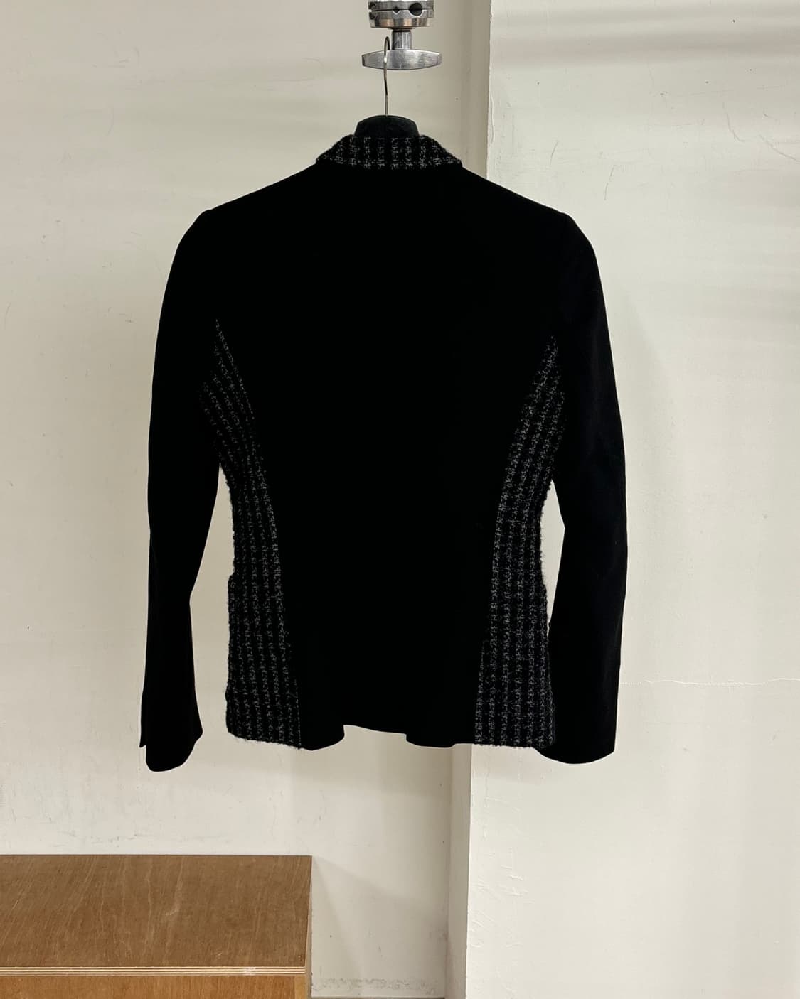 발렌시아가 블랙 콘트라스트 패널 블레이저 상품이미지6