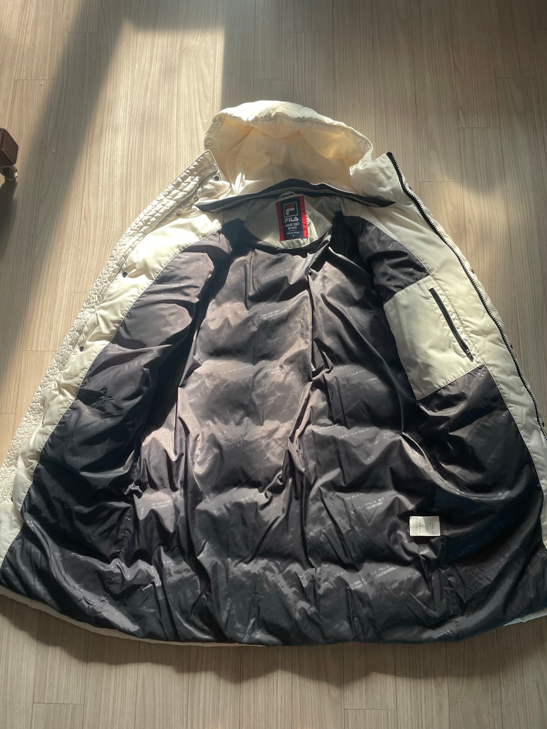 휠라 뉴라이트2.0 롱패딩 상품이미지4