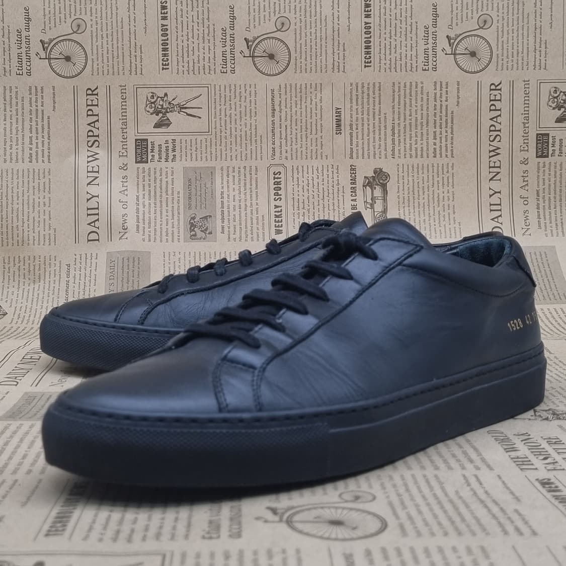 커먼프로젝트 블랙 레더 스니커즈42 270 상품이미지1
