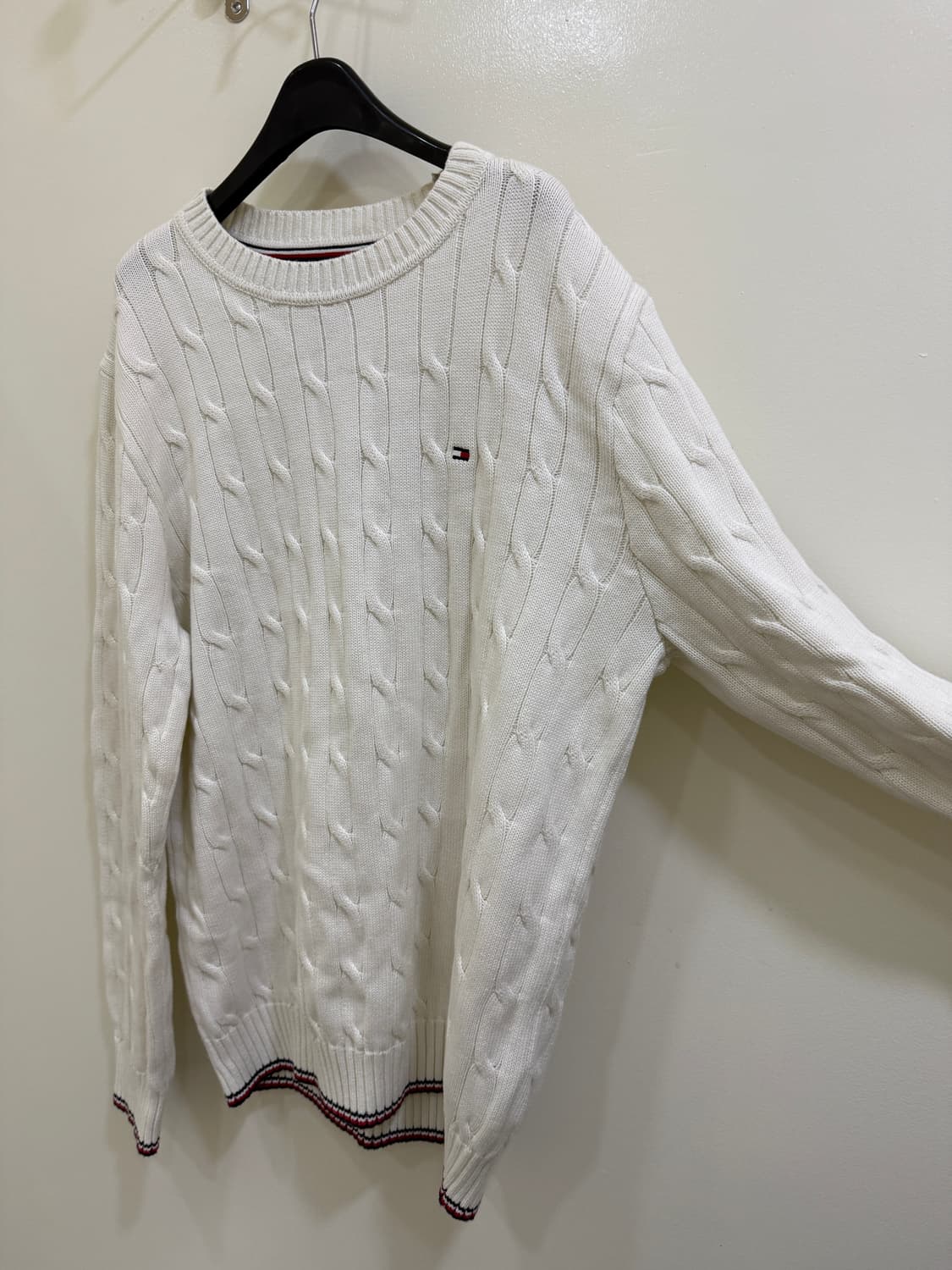 타미 화이트 니트 스웨터 정품 상품이미지2