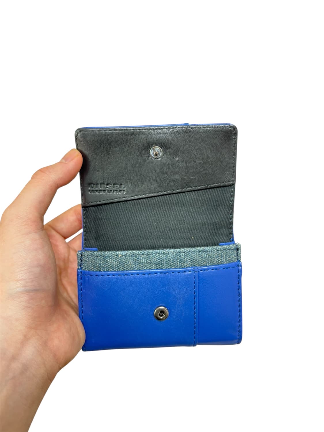 디젤 메탈로고 블루 미니 지갑      상품이미지4