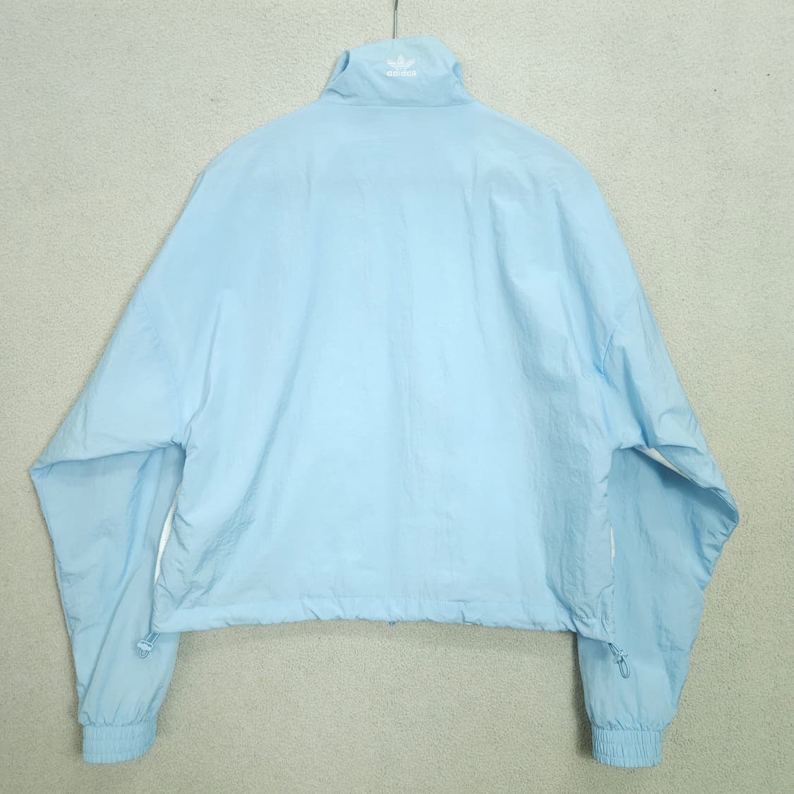 아디다스 빅트레포일 바람막이 S 상품이미지3