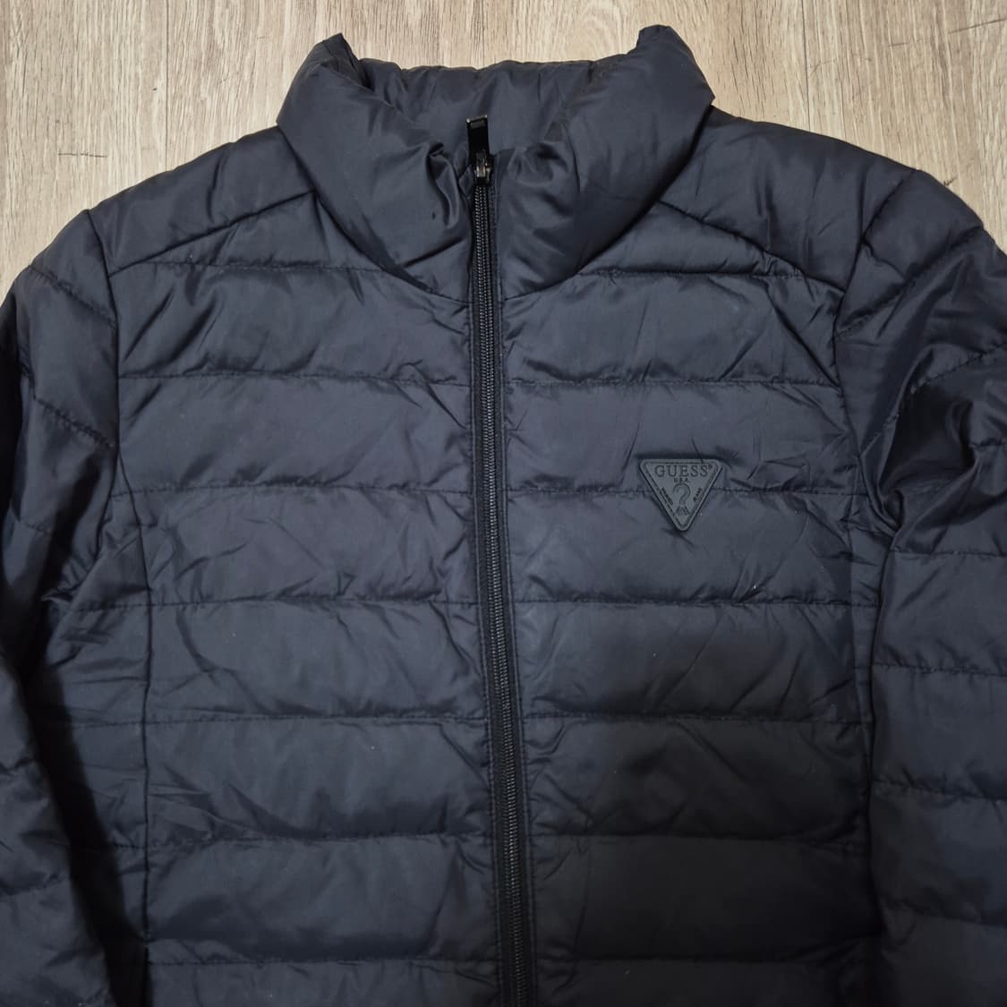 게스 로스앤젤레스 키즈 와펜로고 구스다운 경량패딩 65-130 상품이미지2