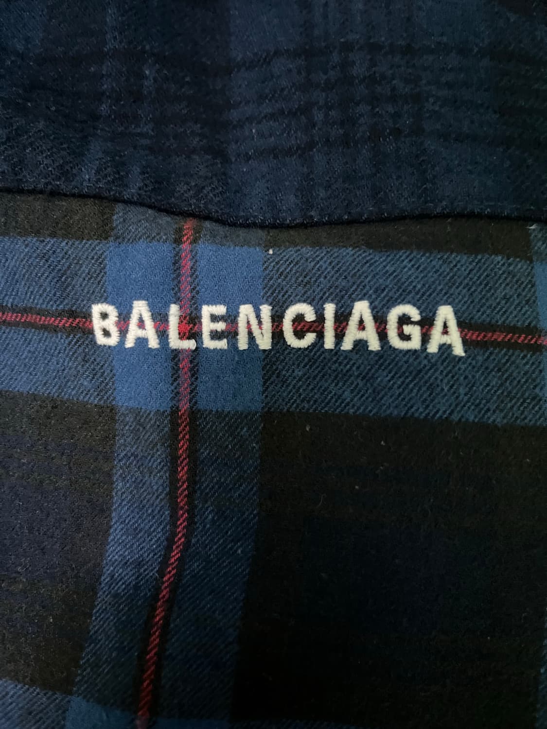 발렌시아가 20AW 블루체크 플란넬 자켓 상품이미지3