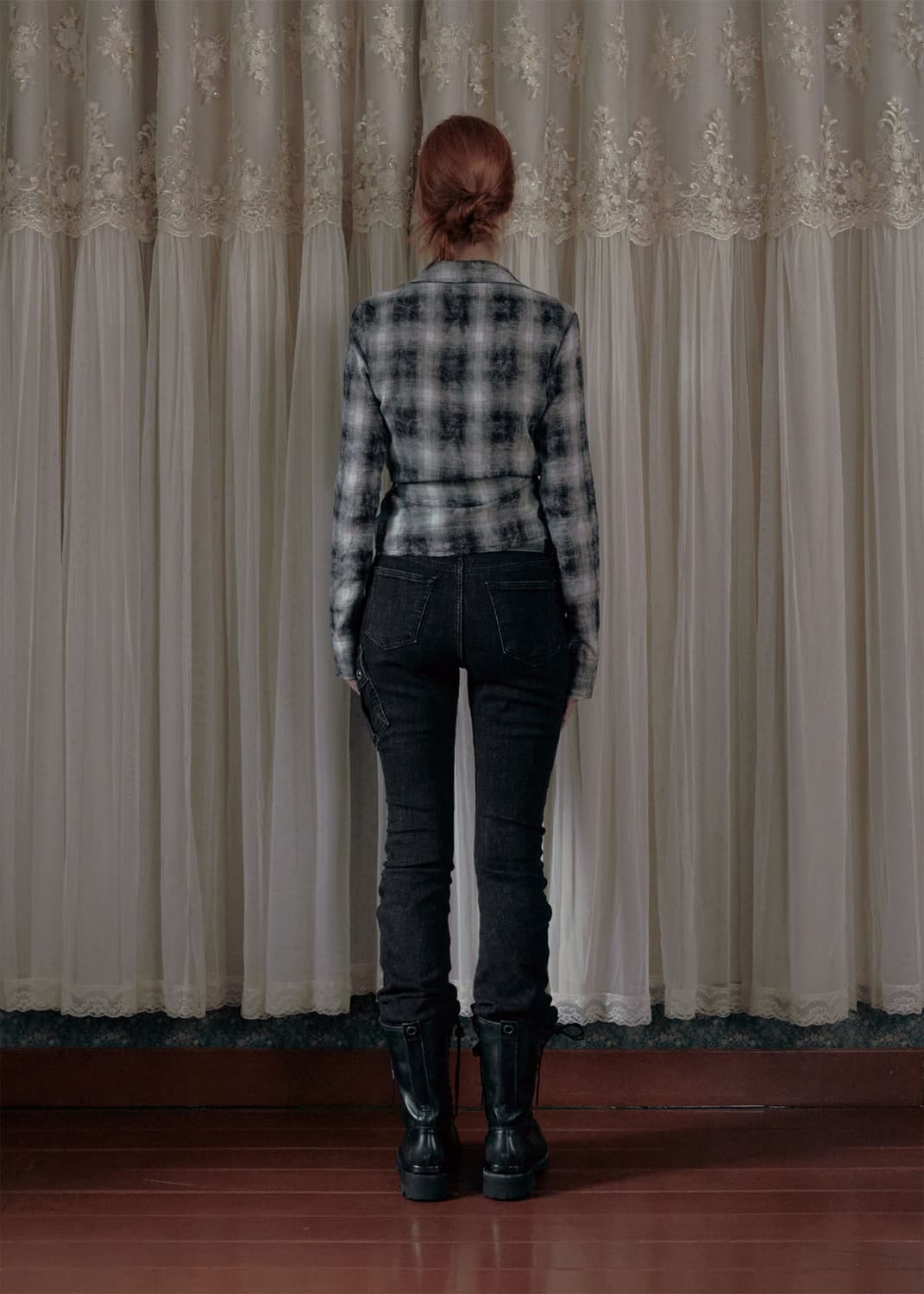 [새상품] 보헤미안서울 보헴서 스노우 워싱 레그 셔링 데님팬츠 스노우블랙 상품이미지3