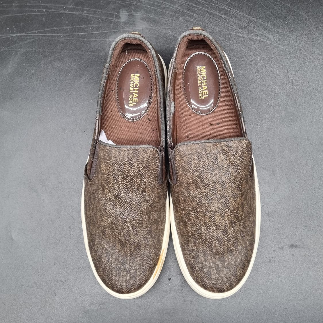 마이클코어스 가죽 슬립온 230 상품이미지2