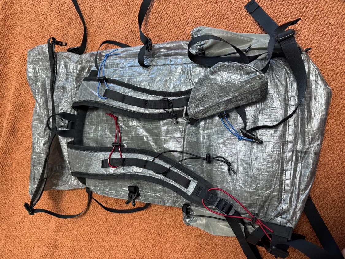 앤드원더 UL다이니마 백팩 차콜 상품이미지2