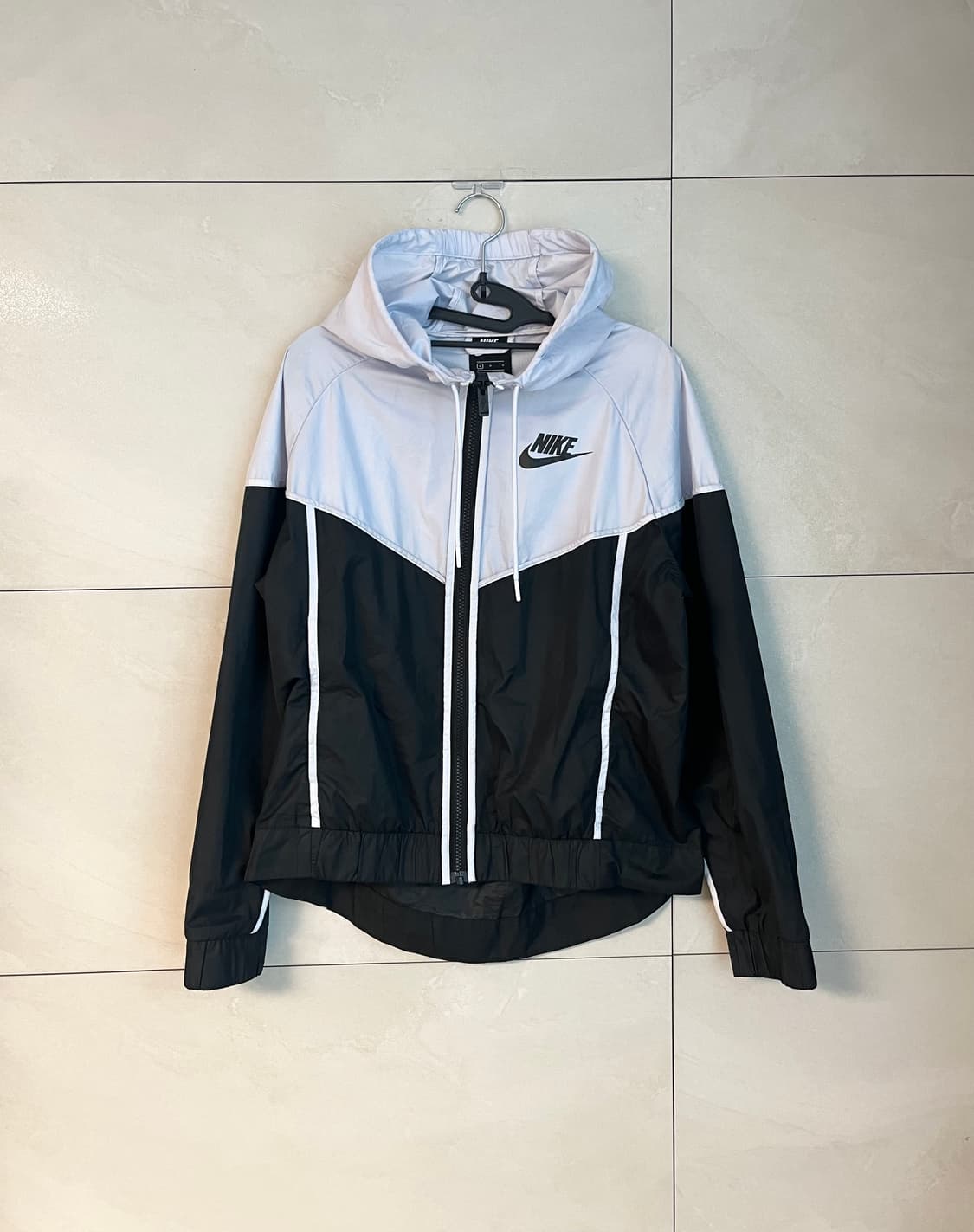 나이키 윈드러너 우먼 바람막이 [L] 상품이미지1