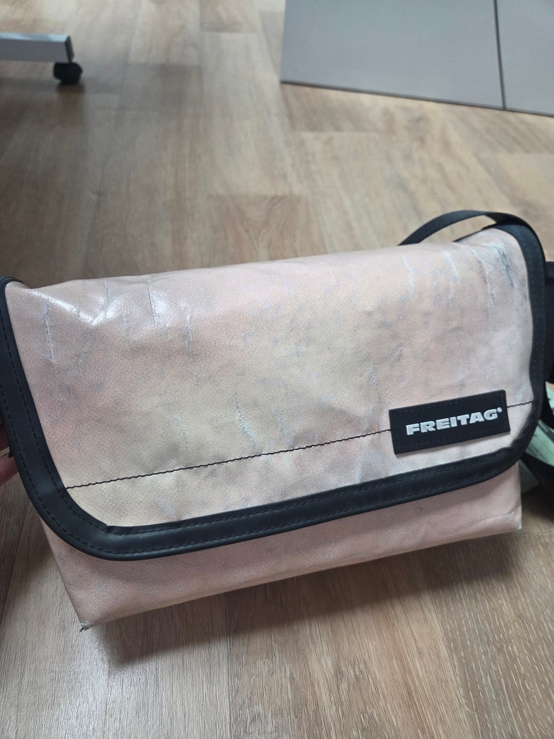 프라이탁 하이파이브오 연한 오렌지 색상 상품이미지7