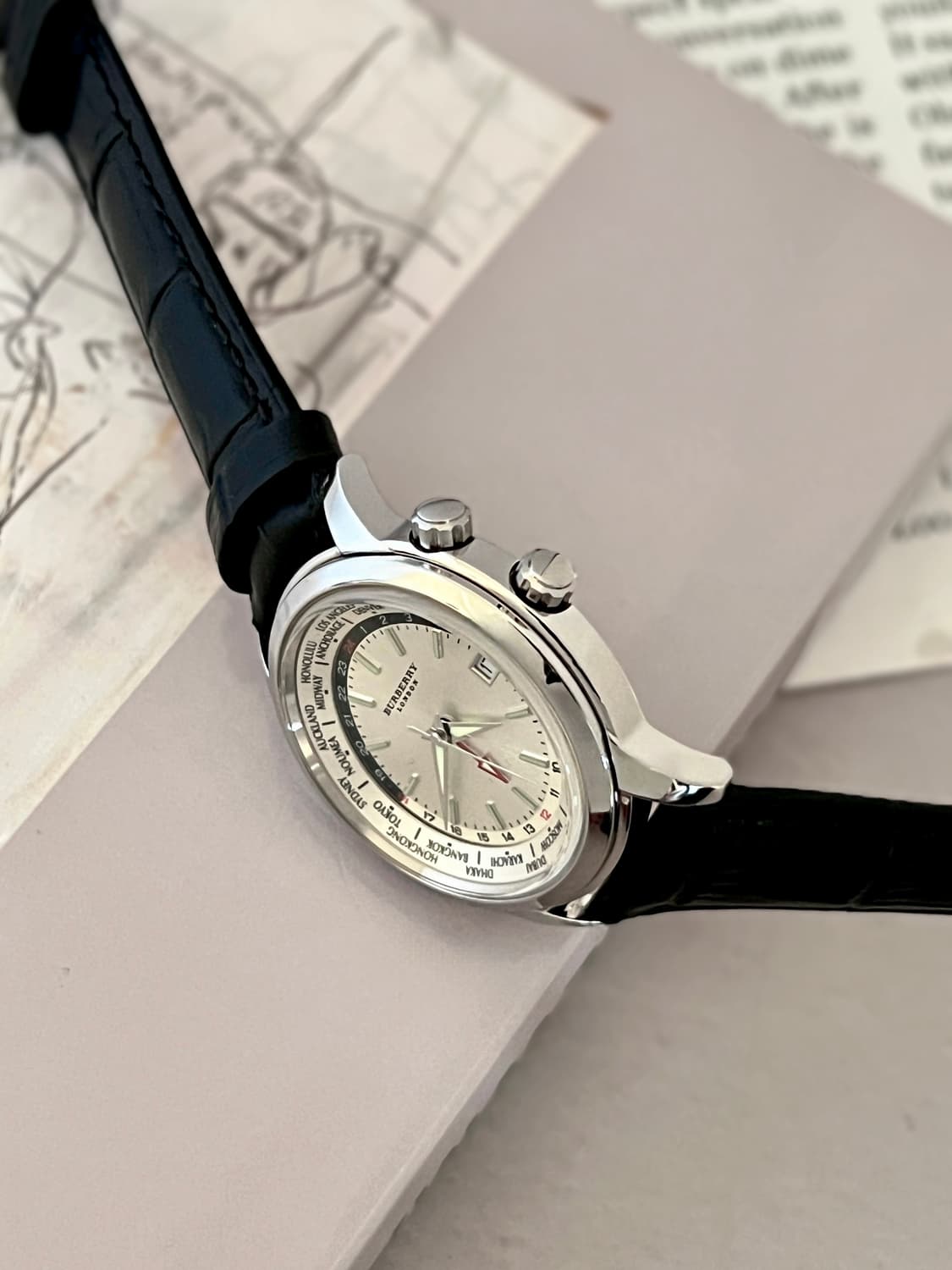 버버리 월드타임 남성 시계 상품이미지9