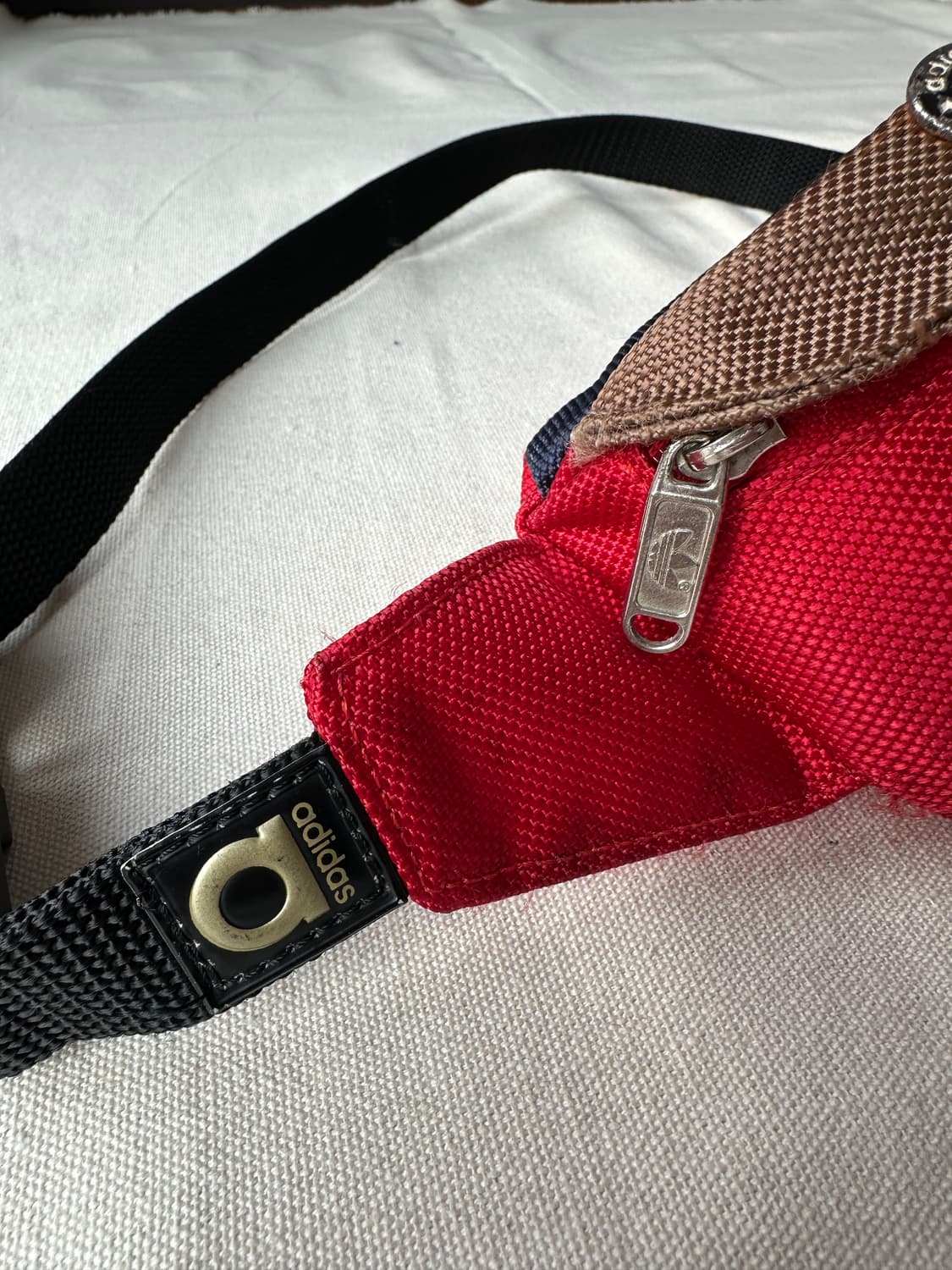 아디다스 오리지널 90s 올드스쿨 웨이스트백 상품이미지3