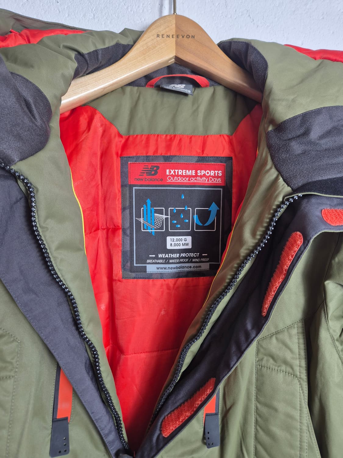 *100 )뉴발란스 카키색 스키 패딩 점퍼 상품이미지6