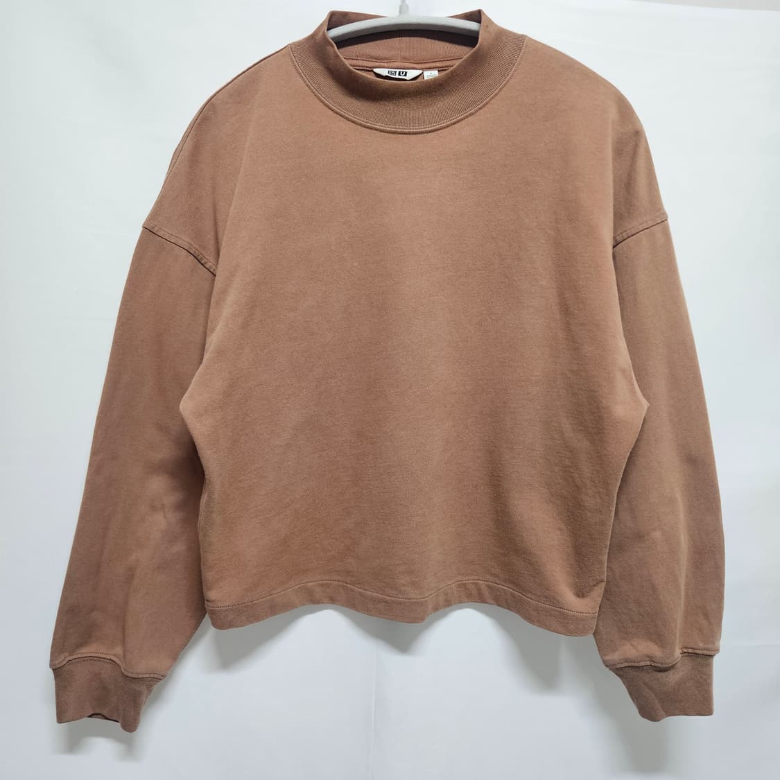 유니클로U 하이넥 크롭 긴팔 티셔츠 S 상품이미지1