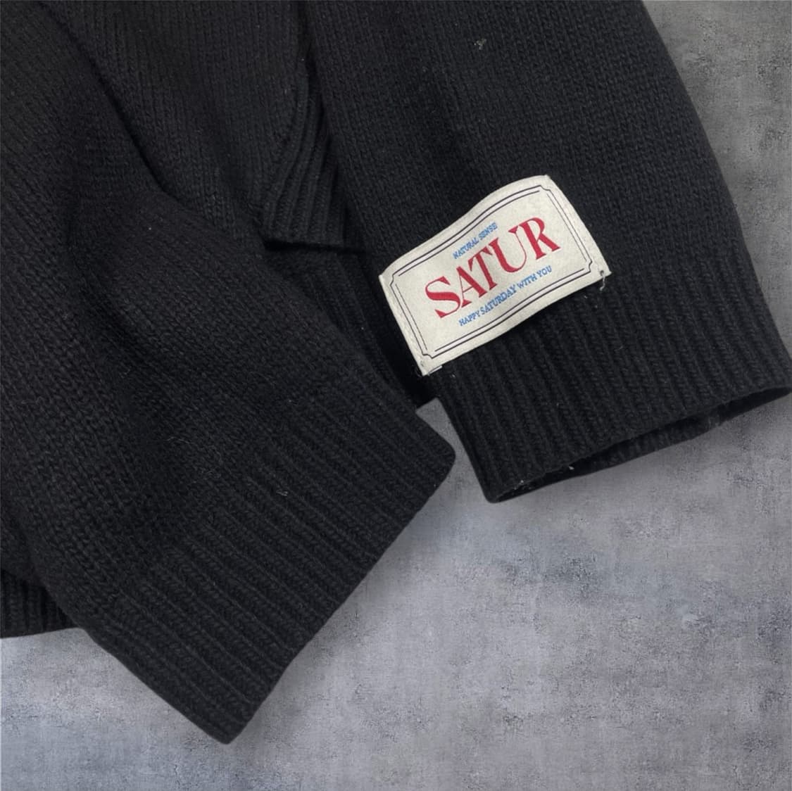 세터 Satur 블랙 더블린 언발란스 캐시미어 블렌드 니트 L 상품이미지4