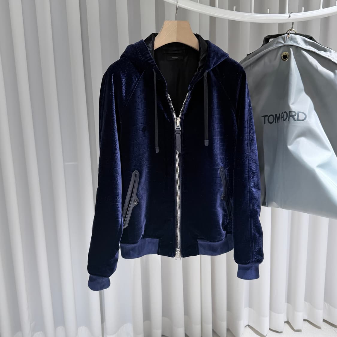 (A+/54) / 톰포드 벨벳 드로스트링 후드 집업 상품이미지3