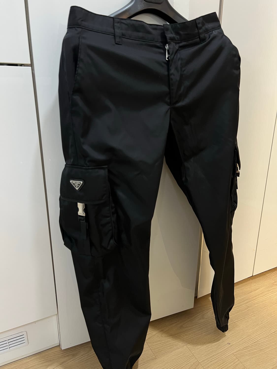 22fw 프라다 리나일론 팬츠 48 (새상품급) 상품이미지1