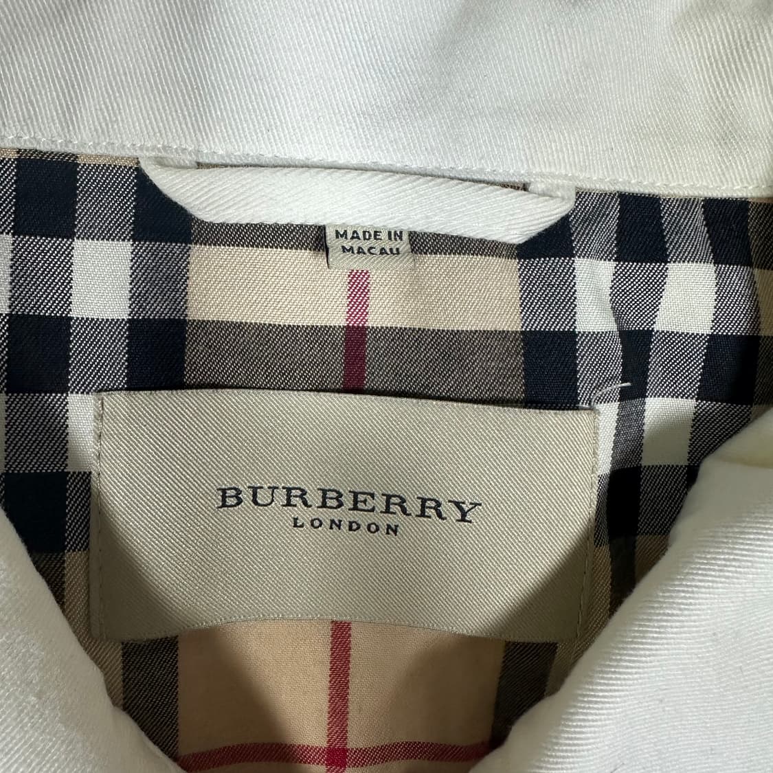 ✨ (바배) 버버리 기마 자수 로고 블루종 자켓  상품이미지3