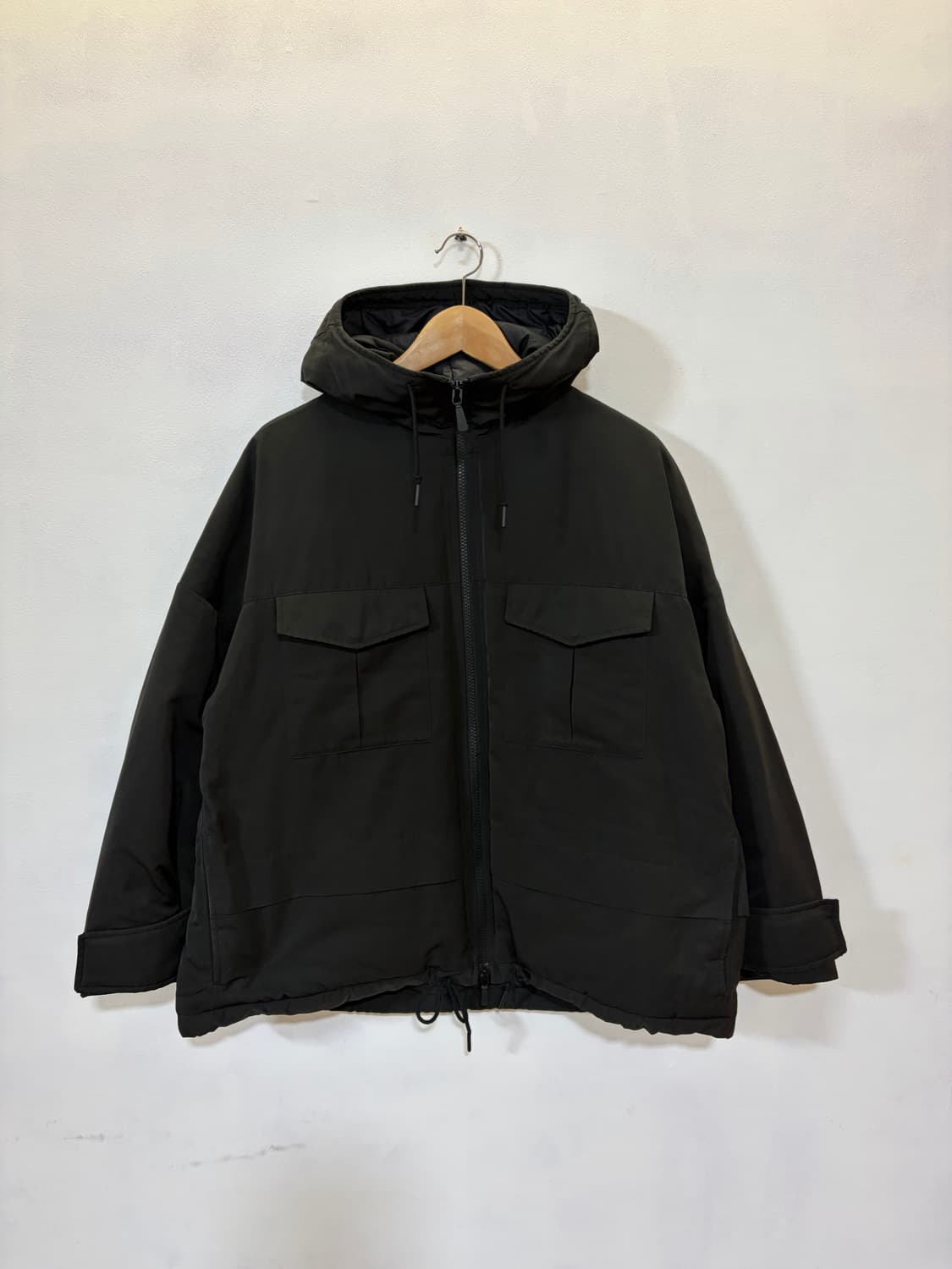 유니클로 White Mountaineering 콜라보 패딩 상품이미지1