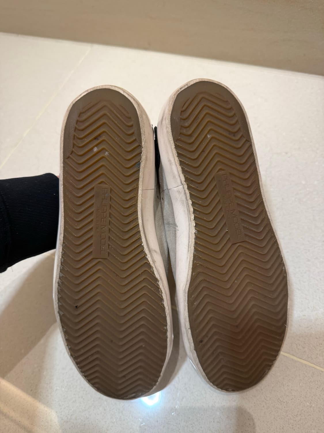 필립모델 스웨이드 명품 스니커즈 37 운동화 240 여성단화 상품이미지3