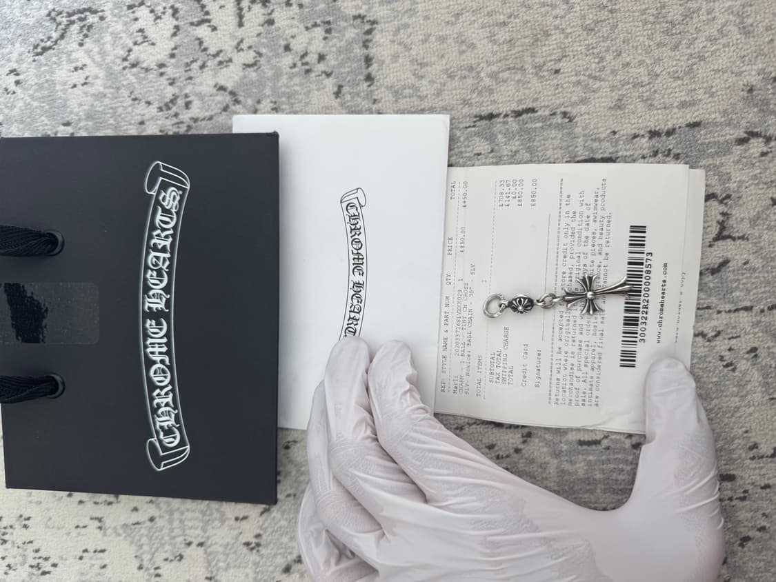 크롬하츠 원볼 타이니 크로스 펜던트 상품이미지1